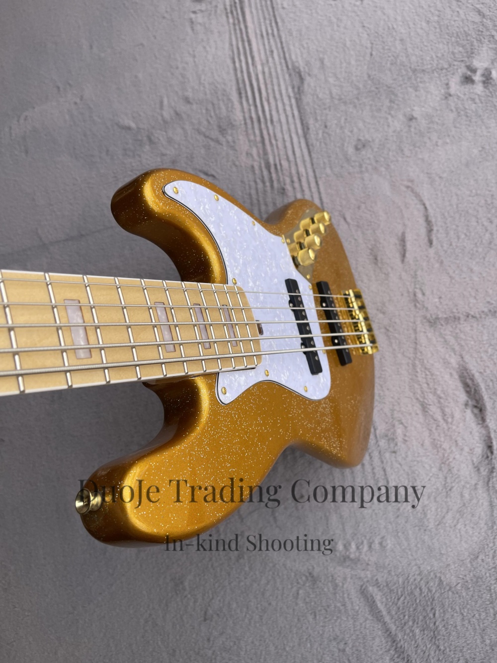 Bass Guitar Fretless - Basse à 4 cordes dorée scintillante,
