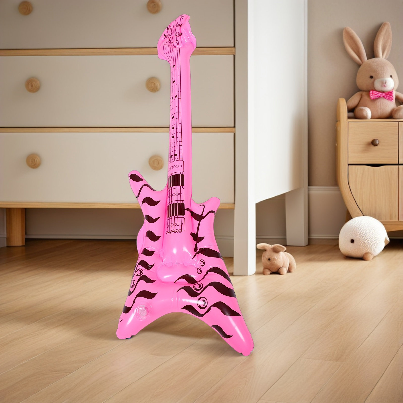 Musical Instrument That You Blow Into - Guitare rock and roll gonflable rétro