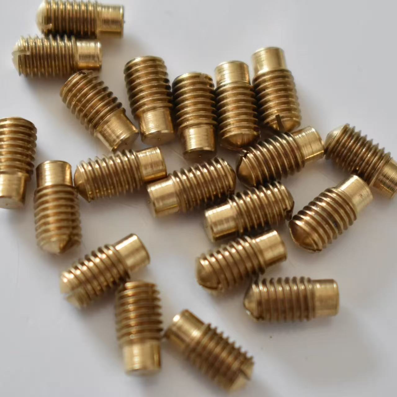 Vis de réglage pour saxophone, - Musical Instrument Repairs avis et prix