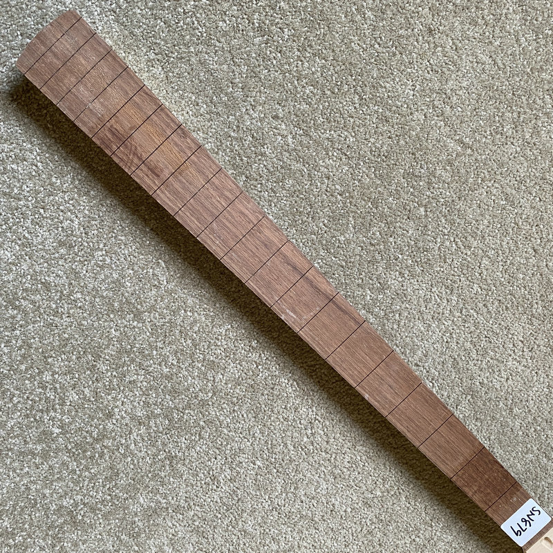 Manche de guitare basse SN879  - Bass Guitar Fretless avis et prix